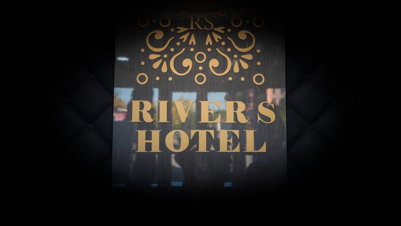 River S Hotel Zugdidi Exteriör bild